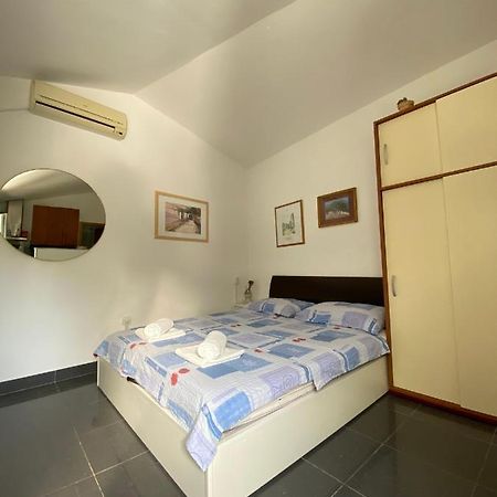 Apartmani Sara Omisalj Luaran gambar