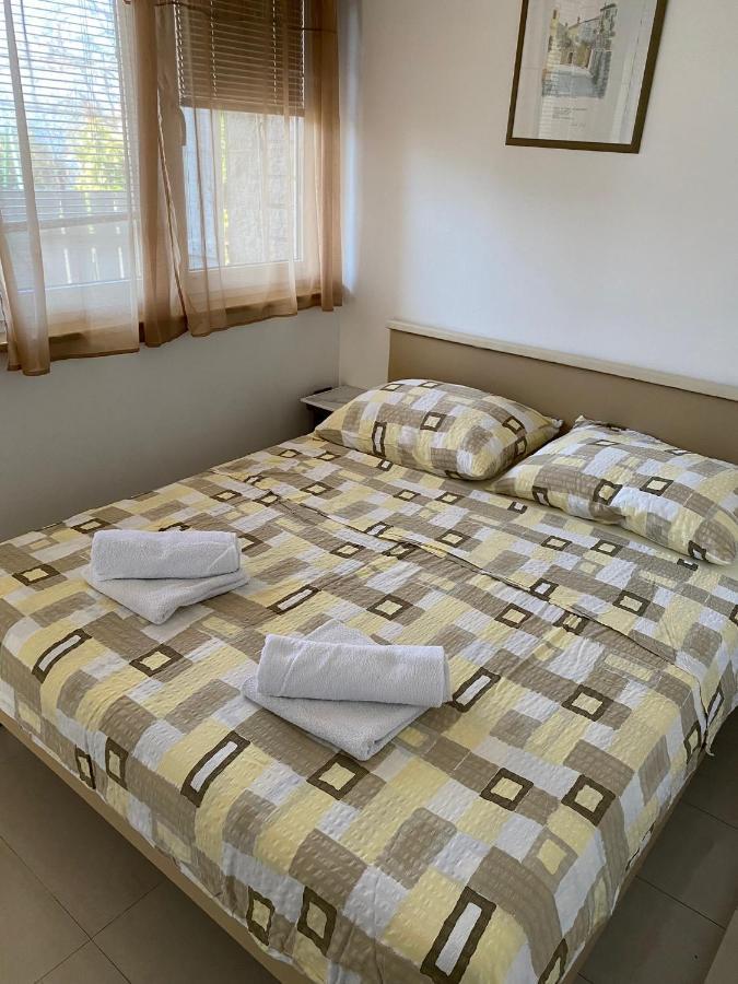 Apartmani Sara Omisalj Luaran gambar