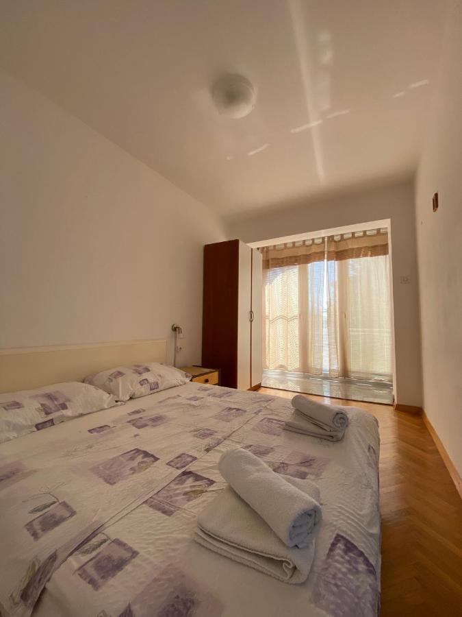 Apartmani Sara Omisalj Luaran gambar