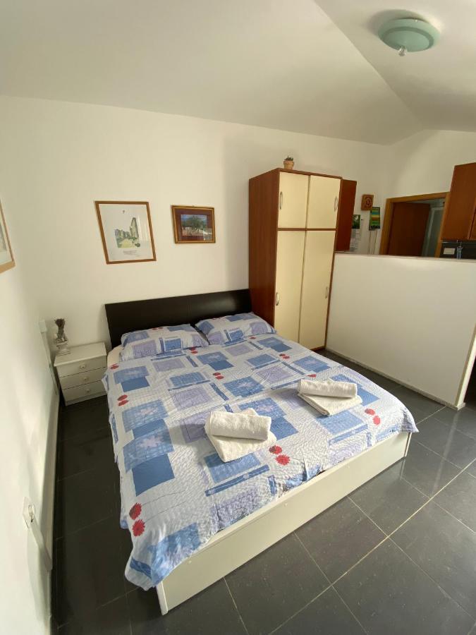 Apartmani Sara Omisalj Luaran gambar